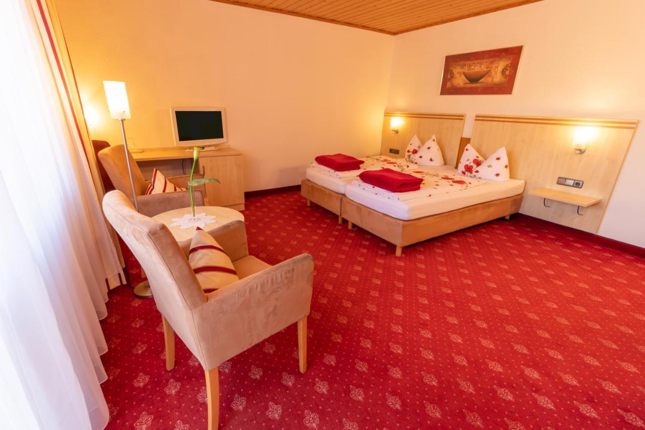 Landhotel Kuehler Grund グラーゼレンバッハ エクステリア 写真