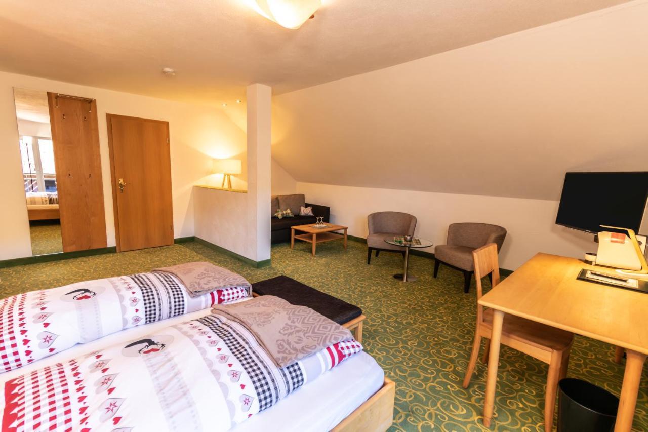 Landhotel Kuehler Grund グラーゼレンバッハ エクステリア 写真
