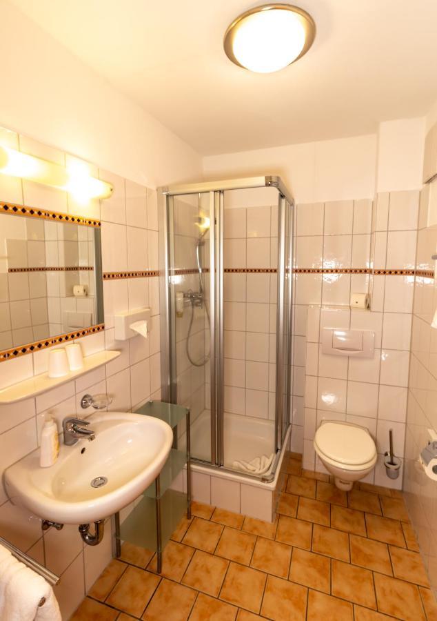 Landhotel Kuehler Grund グラーゼレンバッハ エクステリア 写真