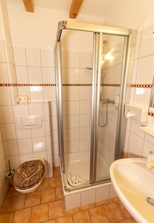 Landhotel Kuehler Grund グラーゼレンバッハ エクステリア 写真