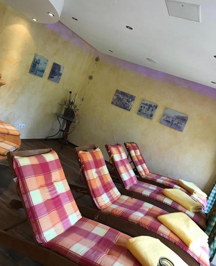 Landhotel Kuehler Grund グラーゼレンバッハ エクステリア 写真